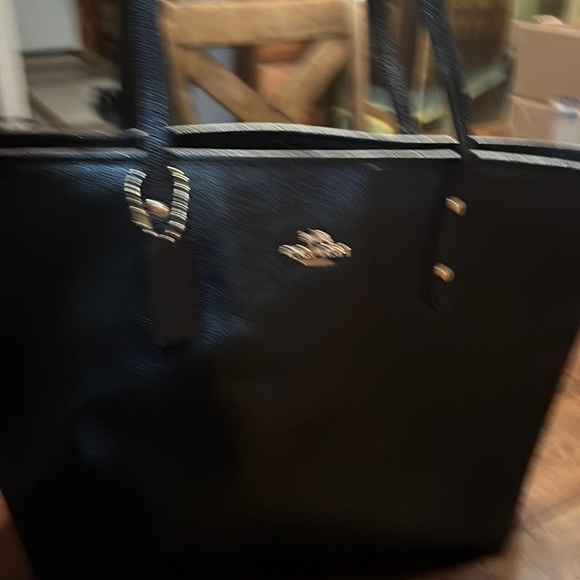 Coach purse - Picture 1 of 3